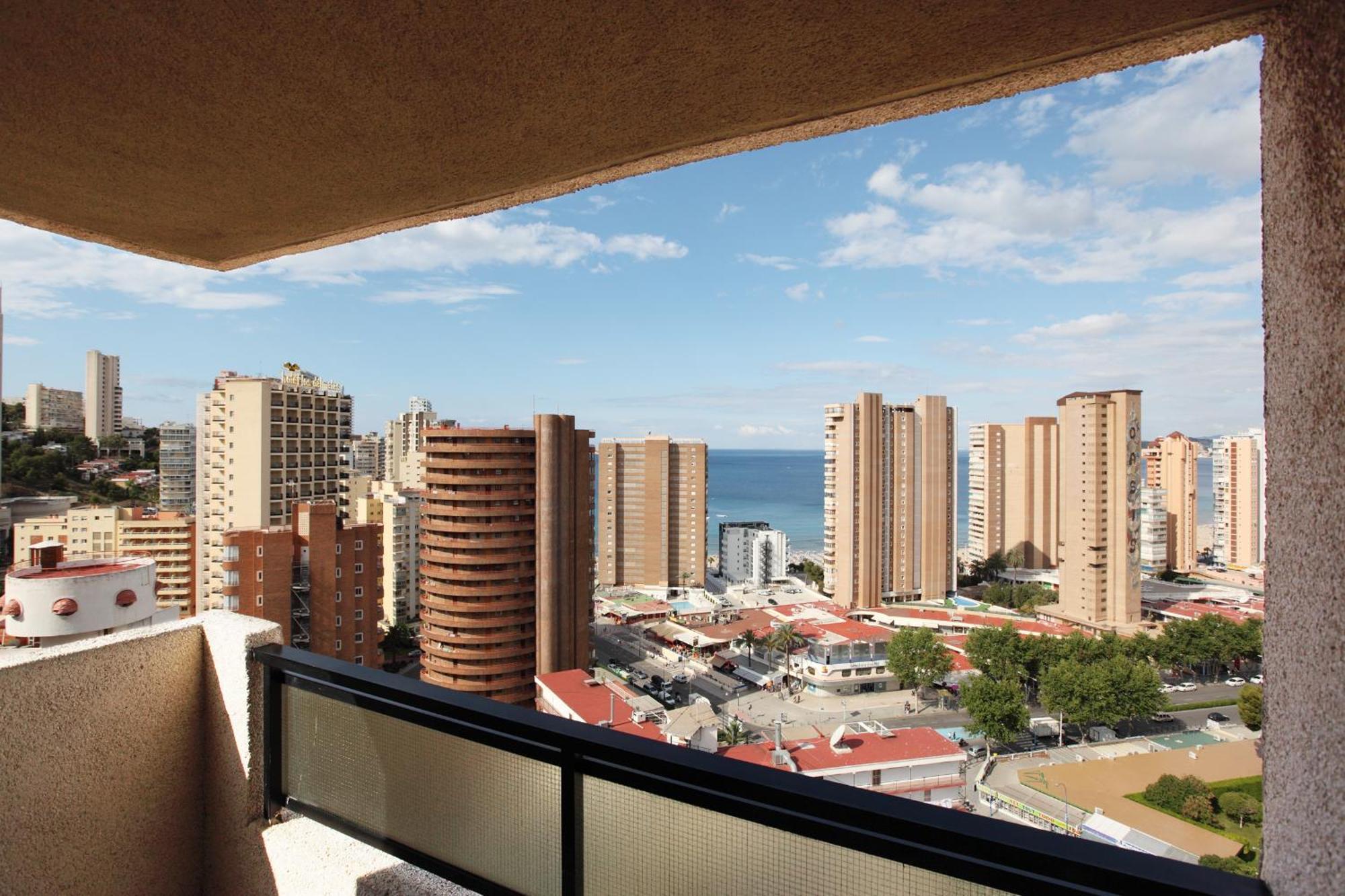 Dynastic Rooms Apartments Benidorm Exterior foto