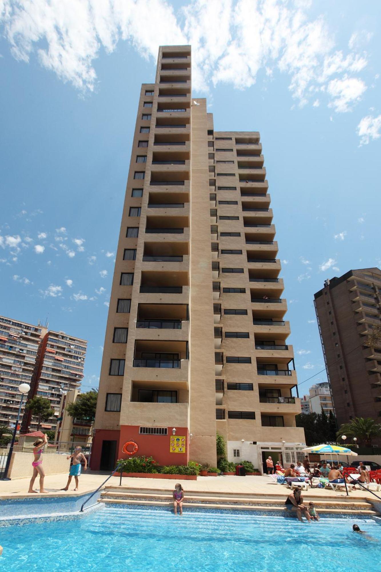 Dynastic Rooms Apartments Benidorm Exterior foto